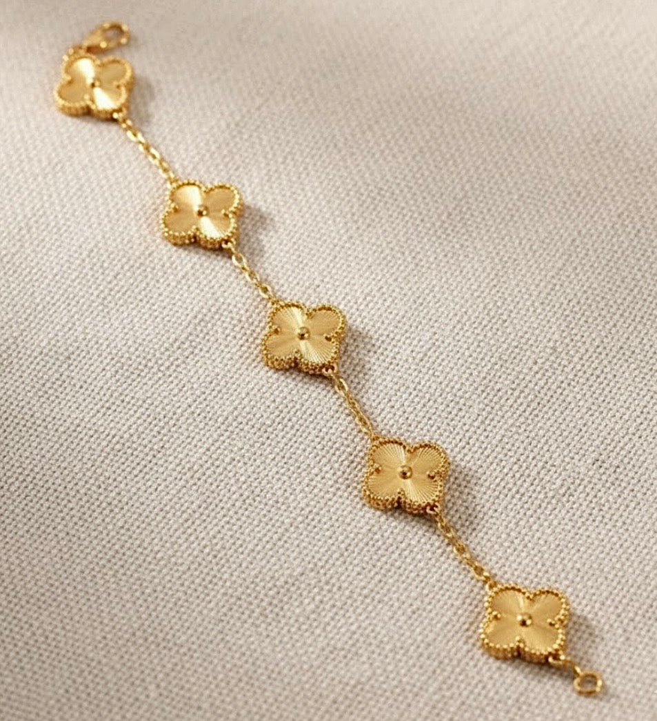 Pulsera tréboles dorados