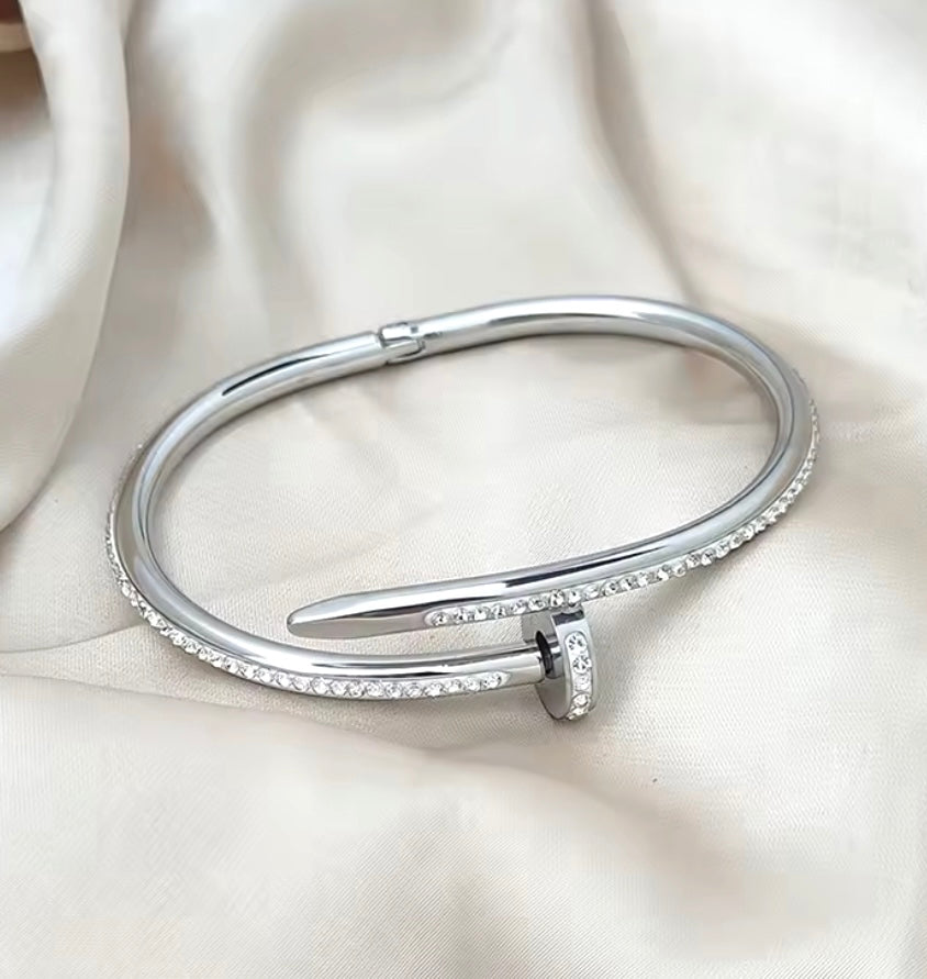 Pulsera Clavo