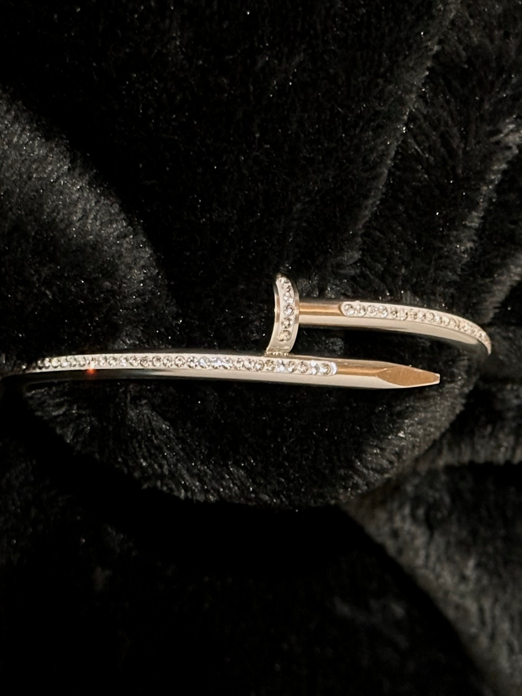 Pulsera Clavo